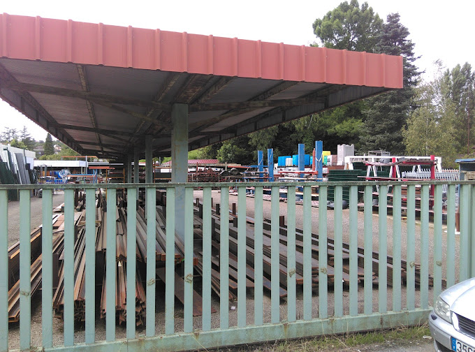 Aperçu des activités de la casse automobile HUGONENC NEGOCE située à BAGNAC-SUR-CELE (46270)